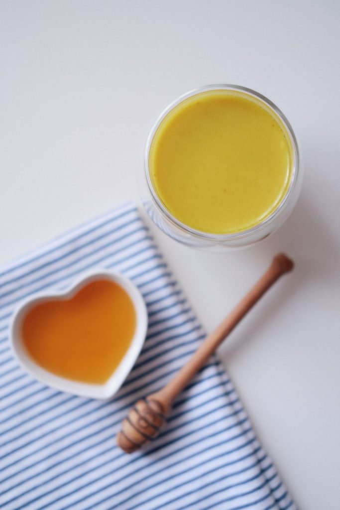 Turmeric Lattes have so many benefits for health. 